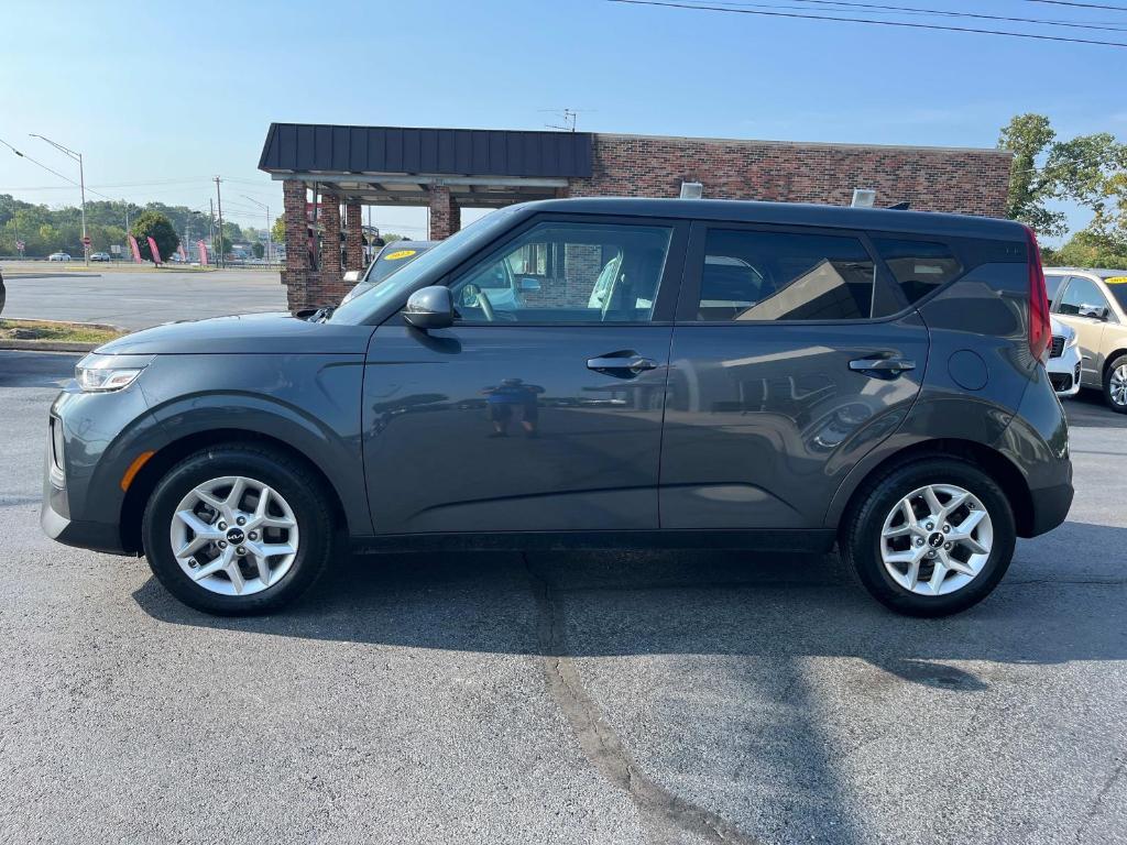 used 2022 Kia Soul car, priced at $15,597