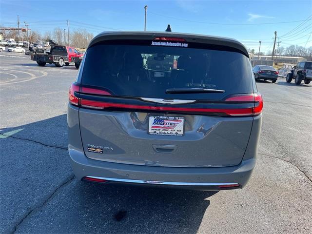 new 2025 Chrysler Pacifica car, priced at $38,640