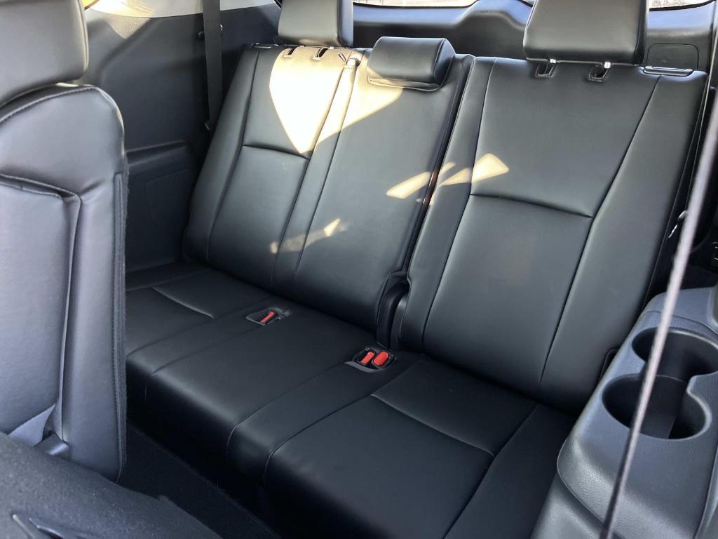 used 2023 Toyota Highlander car, priced at $37,606