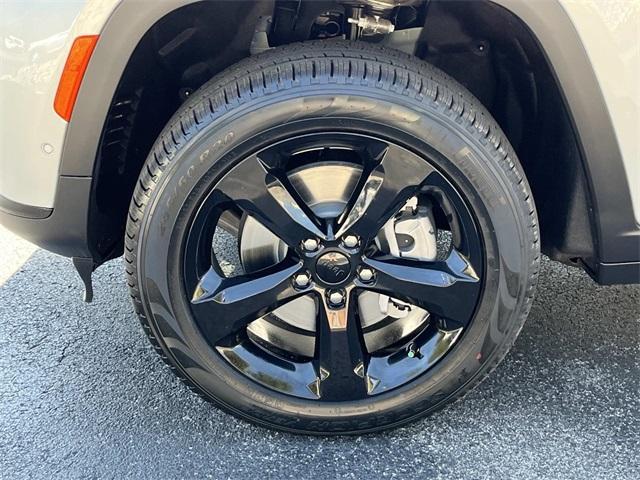 new 2025 Jeep Grand Cherokee L car, priced at $53,330