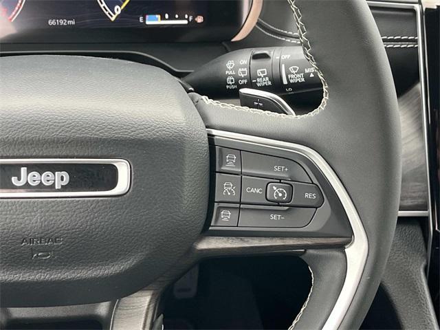 used 2023 Jeep Grand Cherokee car, priced at $28,009