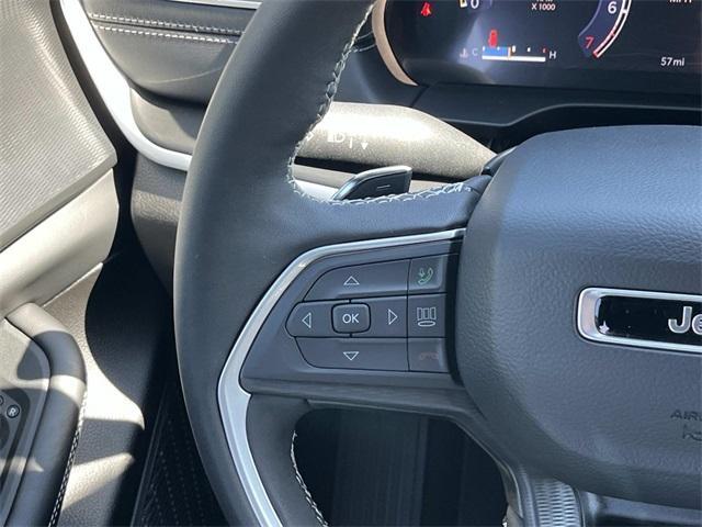 new 2025 Jeep Grand Cherokee car, priced at $43,870