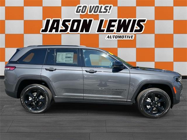 new 2025 Jeep Grand Cherokee car, priced at $43,870