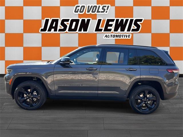 new 2025 Jeep Grand Cherokee car, priced at $43,870
