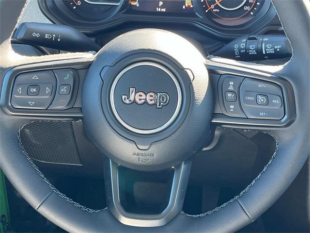 new 2025 Jeep Wrangler car