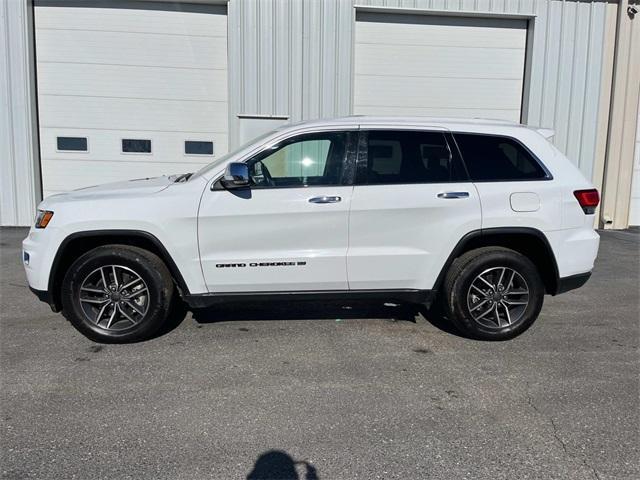 used 2022 Jeep Grand Cherokee WK car, priced at $25,878