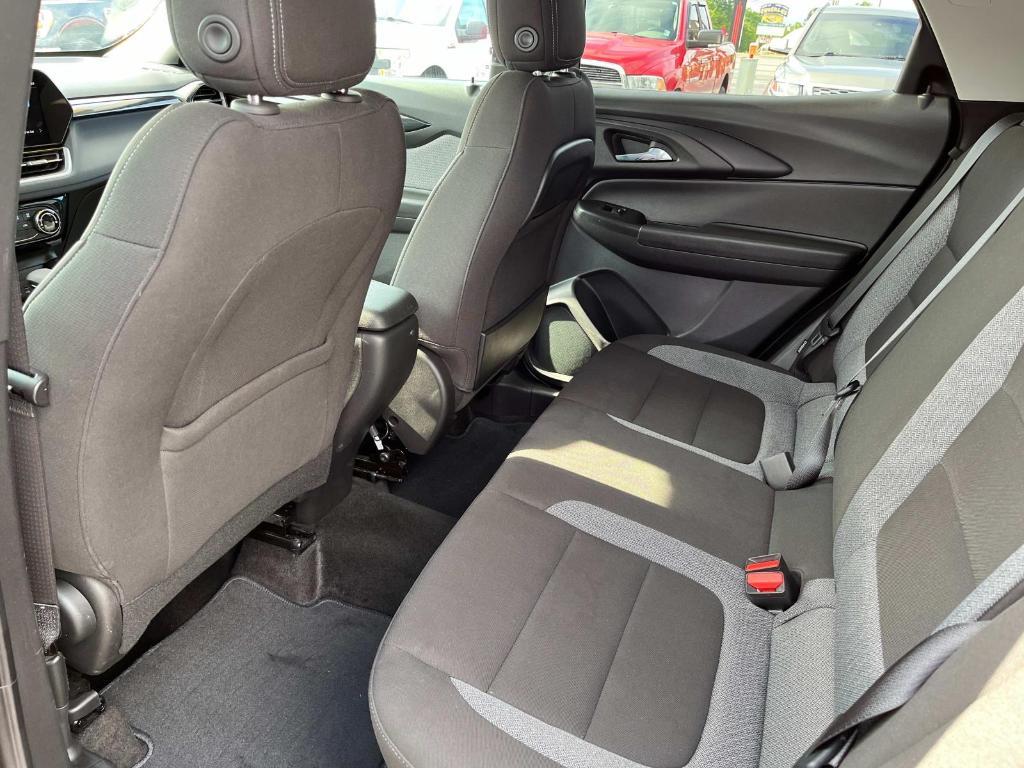 used 2024 Chevrolet TrailBlazer car, priced at $25,211