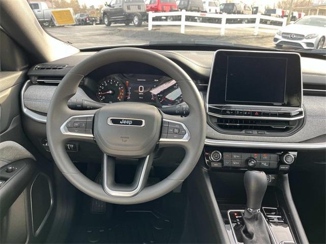 new 2025 Jeep Compass car, priced at $25,495