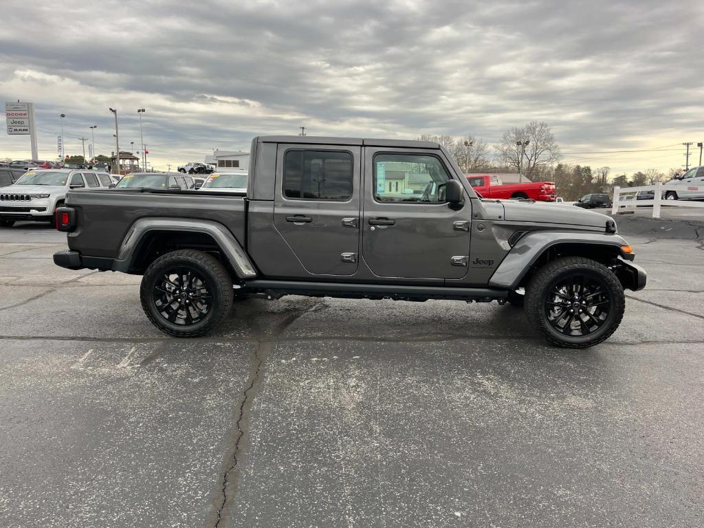 new 2025 Jeep Gladiator car