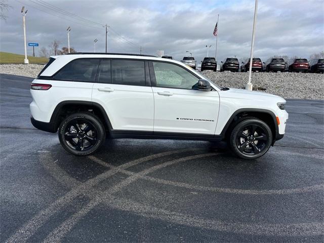 new 2025 Jeep Grand Cherokee car