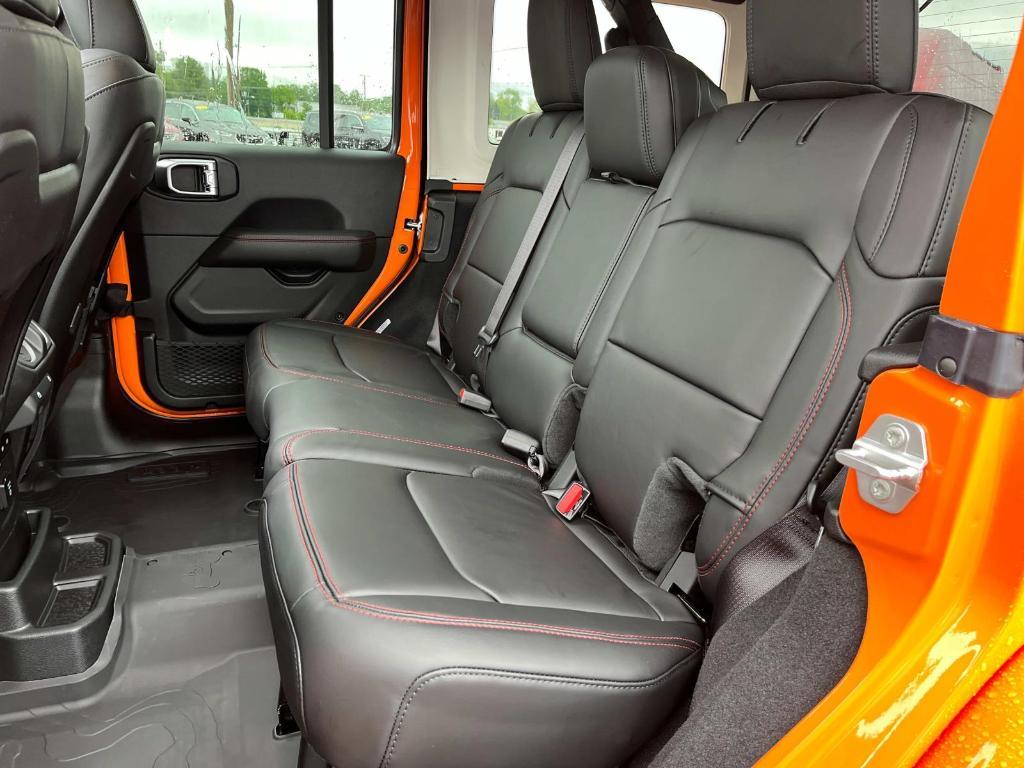 new 2025 Jeep Wrangler car, priced at $69,718