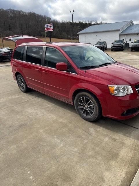 used 2016 Dodge Grand Caravan car, priced at $7,767