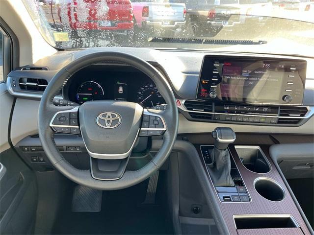 used 2023 Toyota Sienna car, priced at $42,670