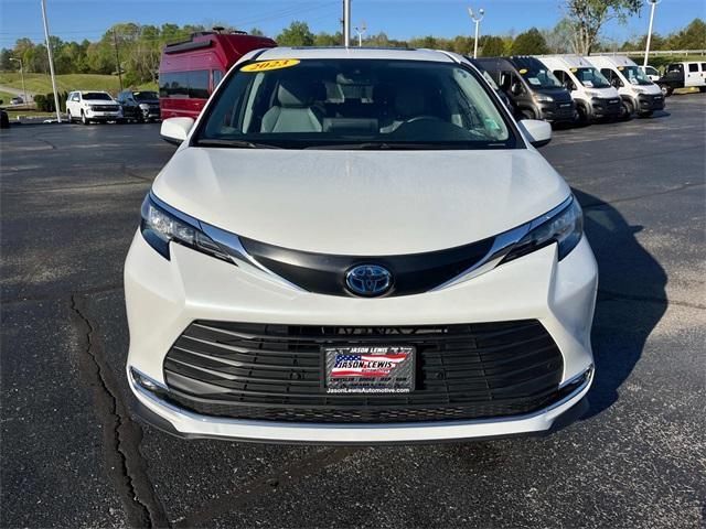 used 2023 Toyota Sienna car, priced at $42,670