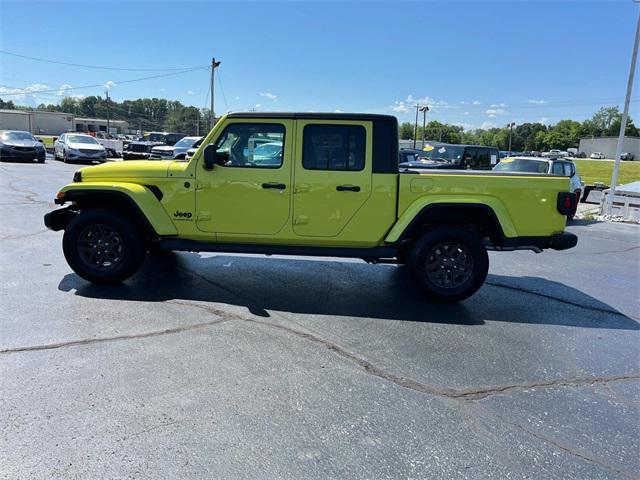 new 2024 Jeep Gladiator car, priced at $50,681