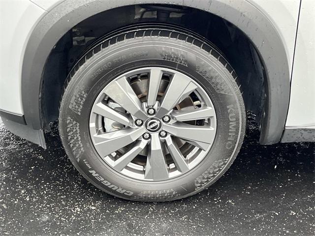 used 2025 Nissan Pathfinder car, priced at $34,048
