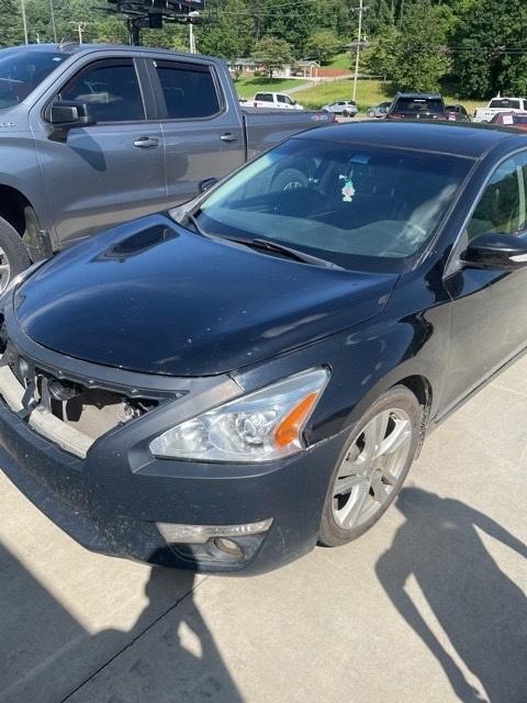 used 2015 Nissan Altima car, priced at $7,630