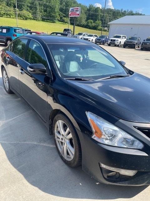 used 2015 Nissan Altima car, priced at $7,630