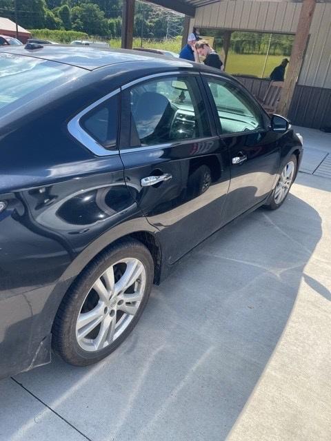 used 2015 Nissan Altima car, priced at $7,630