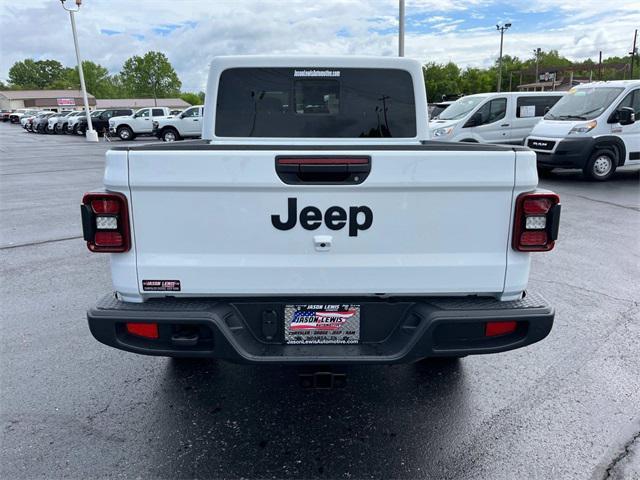 new 2024 Jeep Gladiator car, priced at $48,266