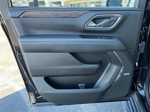used 2021 Chevrolet Suburban car, priced at $45,085