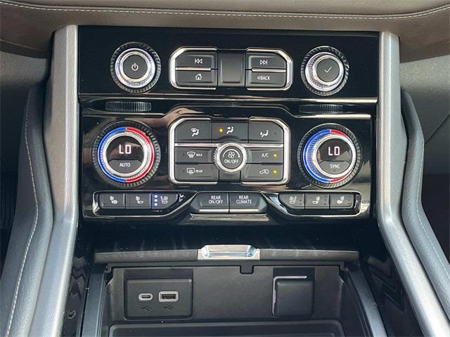 used 2022 GMC Yukon XL car, priced at $55,812