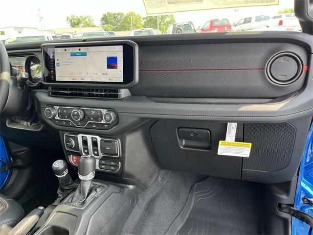 new 2025 Jeep Wrangler car, priced at $49,921