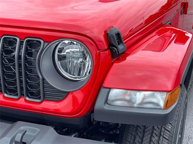 new 2024 Jeep Gladiator car, priced at $43,539