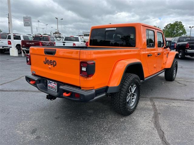 new 2025 Jeep Gladiator car, priced at $55,402