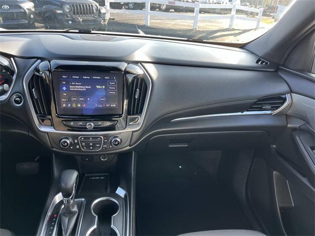used 2022 Chevrolet Traverse car, priced at $23,699