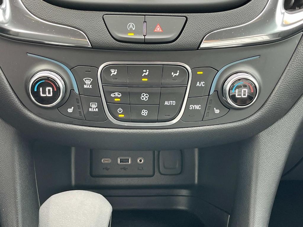 used 2024 Chevrolet Equinox car, priced at $24,256