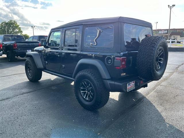 new 2025 Jeep Wrangler car, priced at $47,167