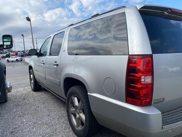 used 2013 Chevrolet Suburban car