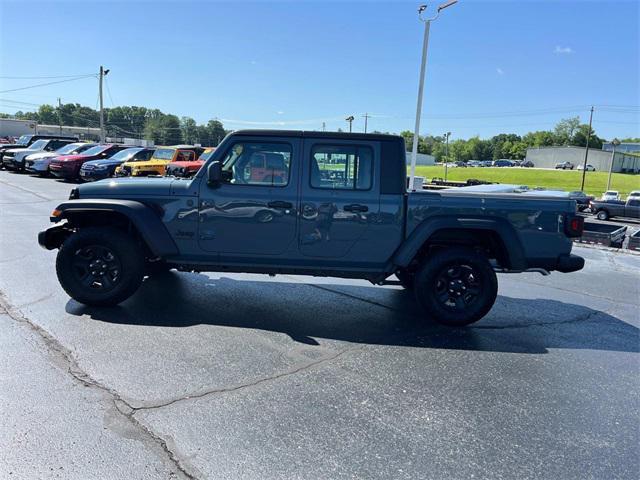 new 2024 Jeep Gladiator car, priced at $45,867