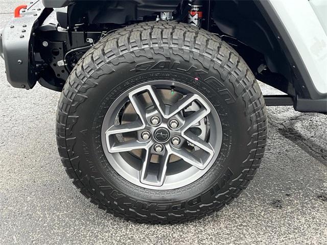 new 2025 Jeep Gladiator car, priced at $52,445