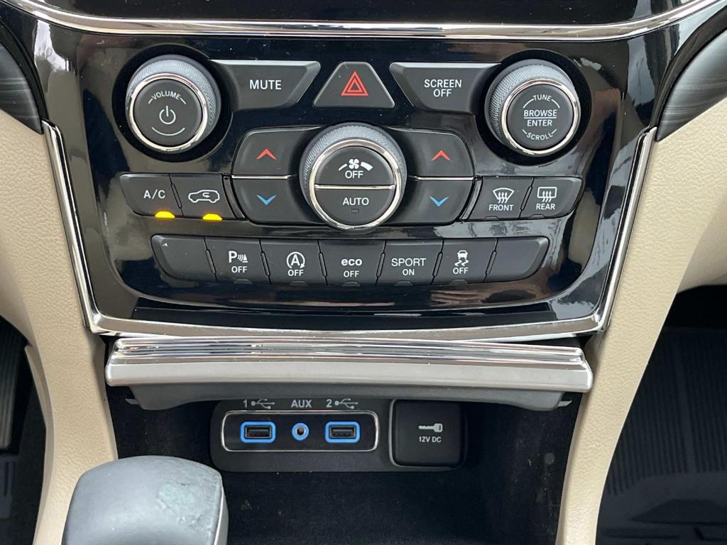 used 2019 Jeep Grand Cherokee car, priced at $19,697