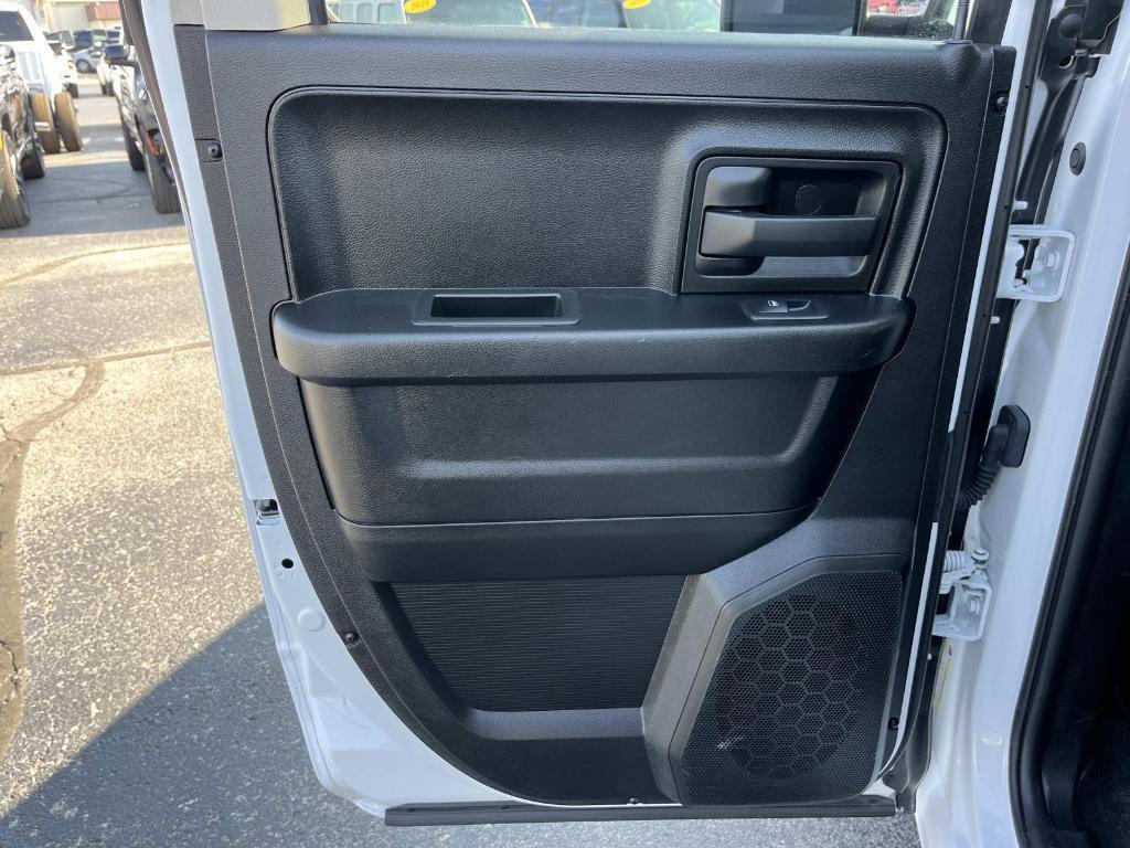used 2019 Ram 1500 Classic car, priced at $22,518