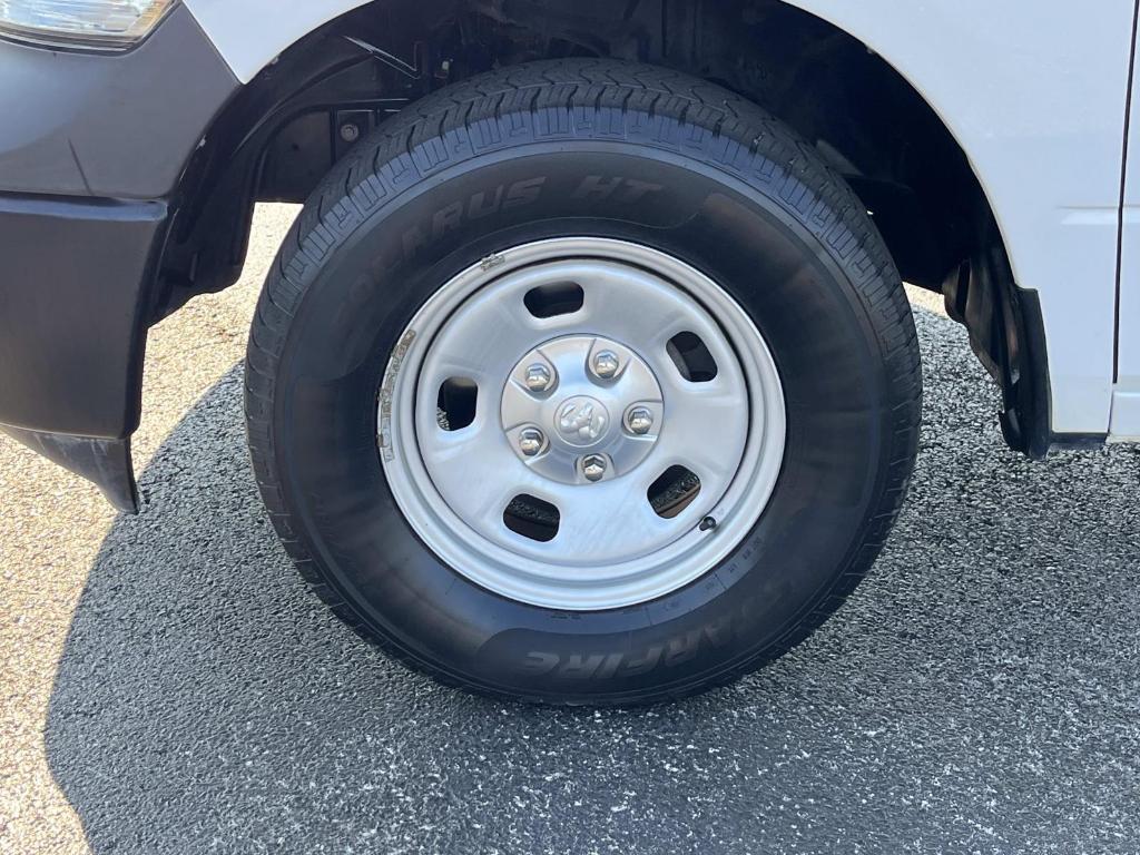 used 2019 Ram 1500 Classic car, priced at $22,518