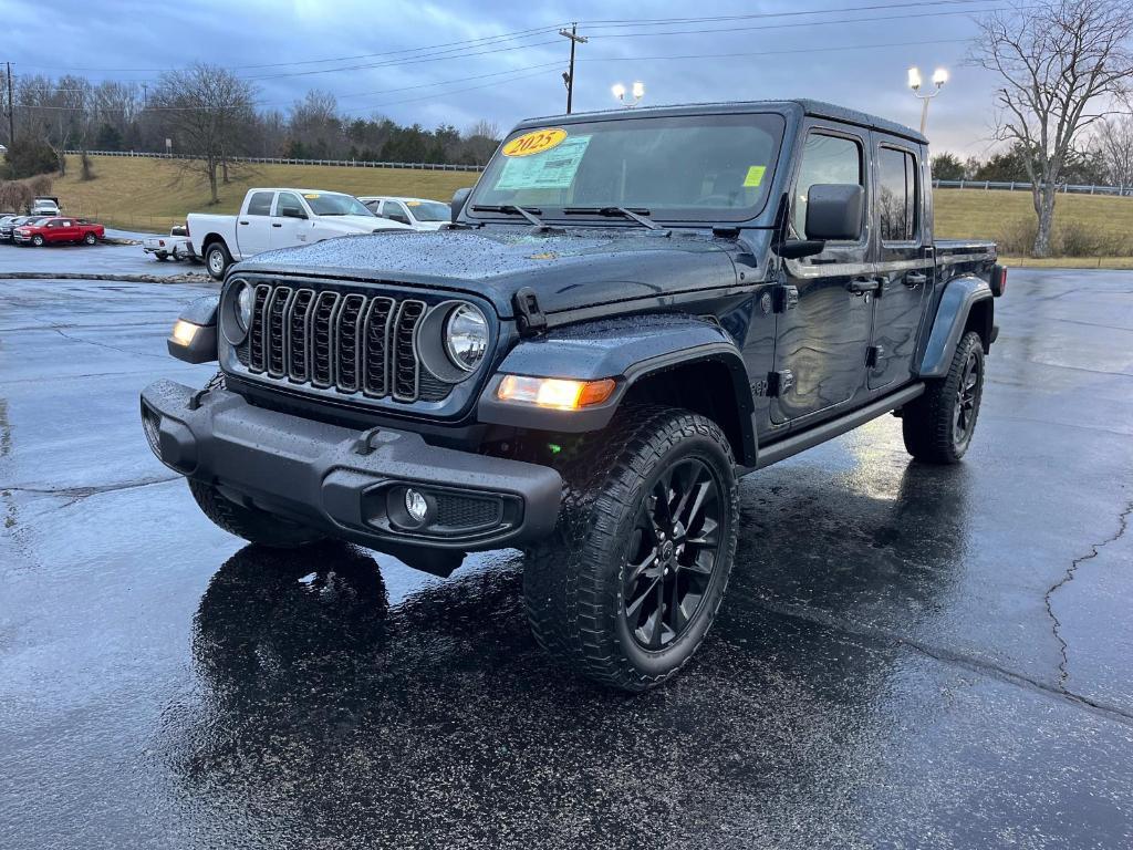 new 2025 Jeep Gladiator car