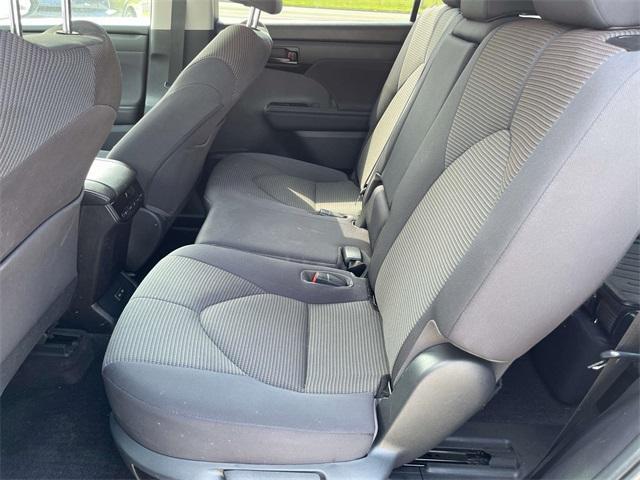 used 2023 Toyota Highlander car, priced at $35,646