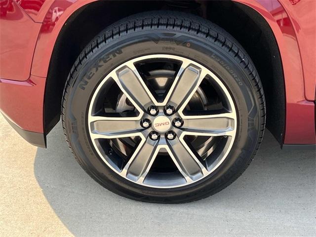 used 2018 GMC Acadia car, priced at $19,192