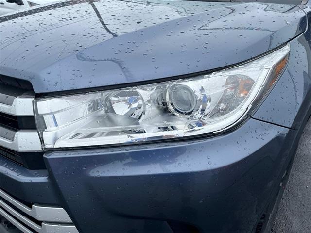 used 2018 Toyota Highlander car, priced at $16,632