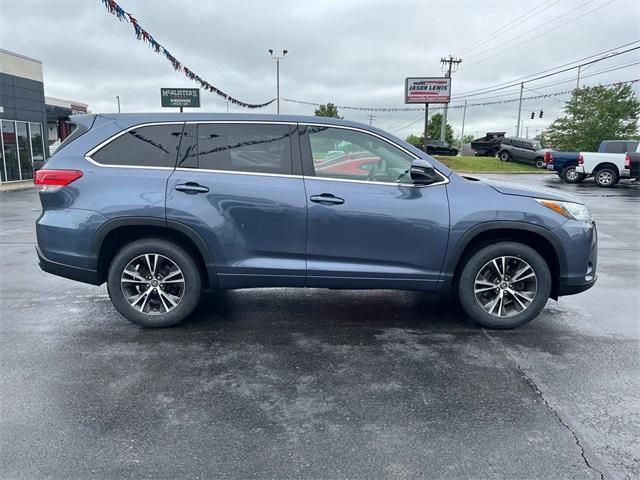 used 2018 Toyota Highlander car, priced at $16,632