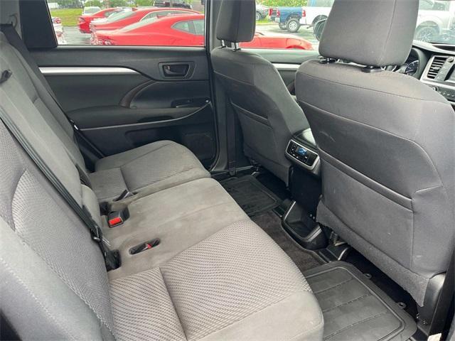 used 2018 Toyota Highlander car, priced at $16,632