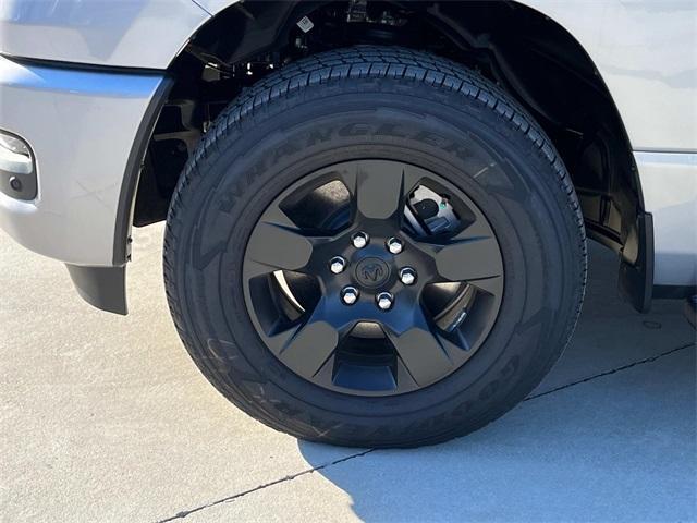 new 2025 Ram 1500 car, priced at $42,584