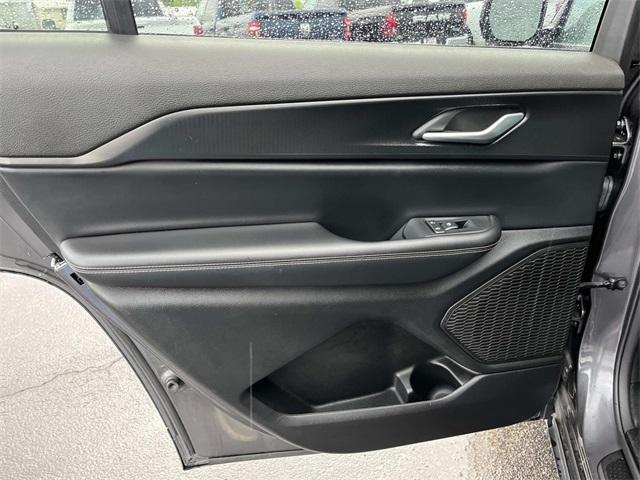 used 2024 Jeep Grand Cherokee L car, priced at $35,822