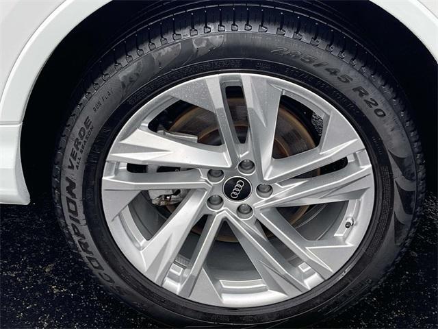 used 2023 Audi Q7 car, priced at $38,397