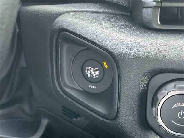 new 2025 Jeep Gladiator car, priced at $44,830