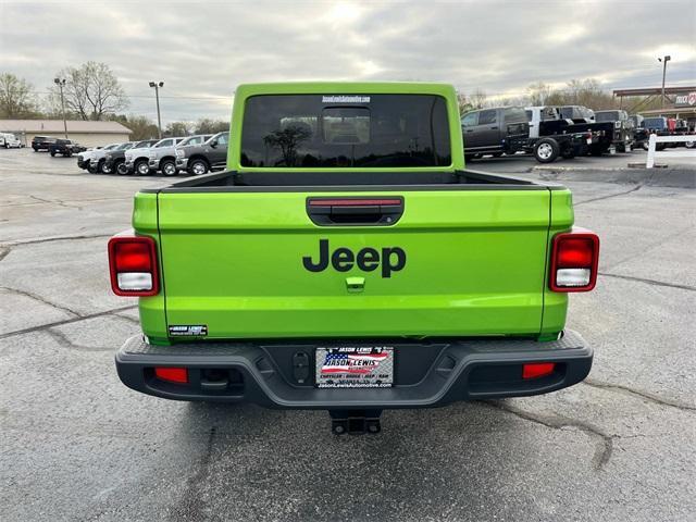new 2025 Jeep Gladiator car, priced at $44,830