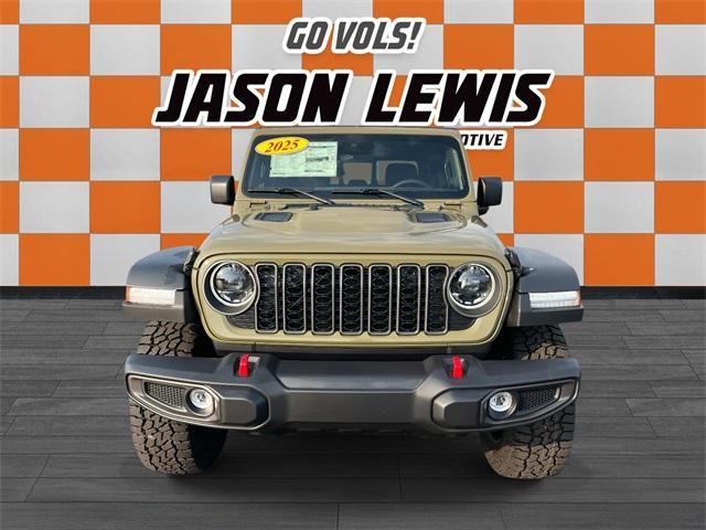 new 2025 Jeep Gladiator car, priced at $47,800